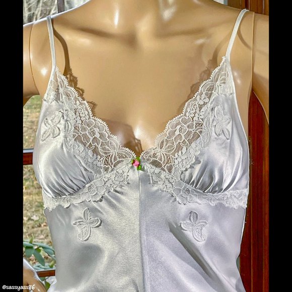 ▪️BETSEY JOHNSON▪️RARE Lace & Ruffles Satin Bow Embroidered Teddy Lingerie - Picture 3 of 6